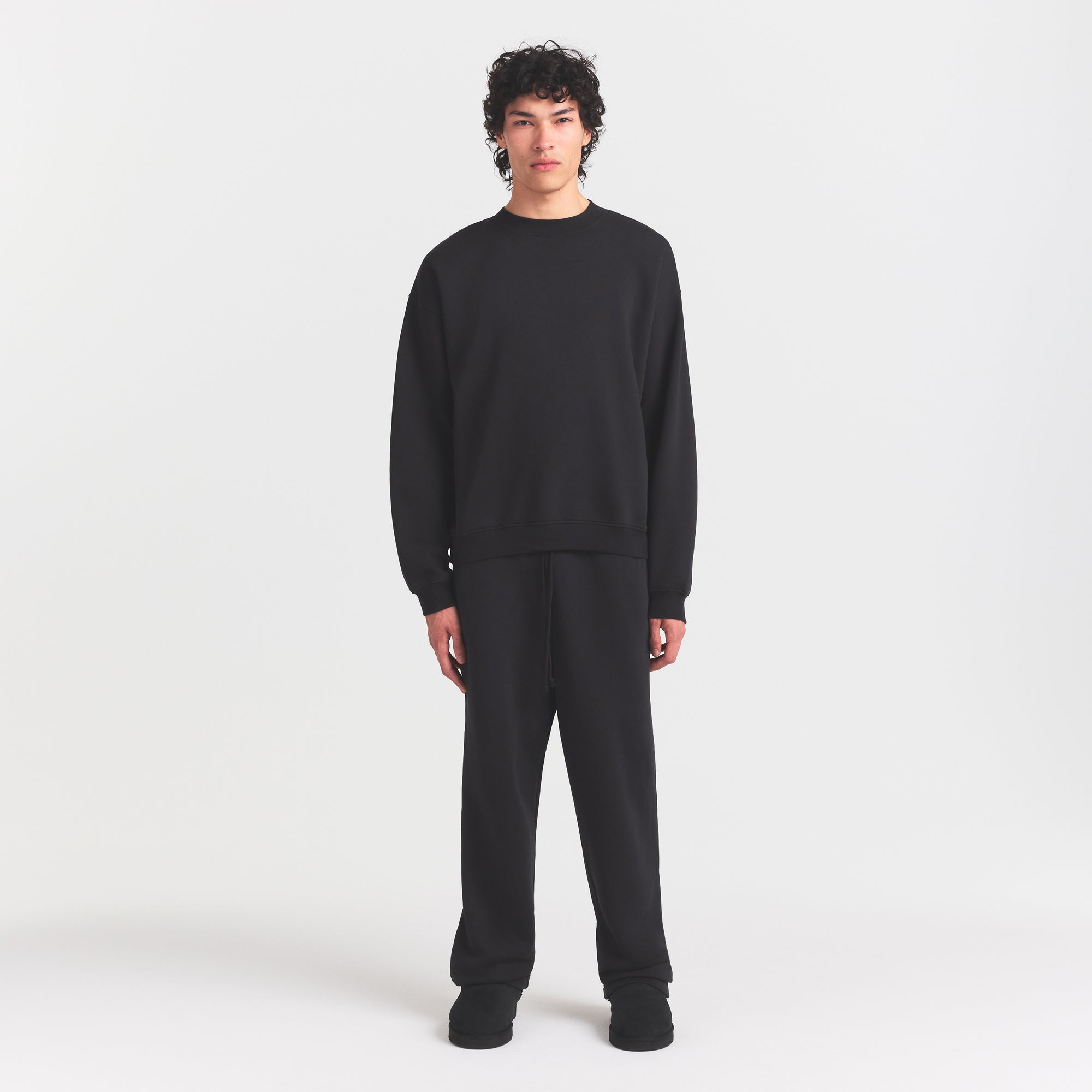 Mens Relaxed Crewneck